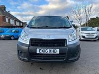 Used Peugeot Expert 90 HP (66 kW) 2016 Silver Van
