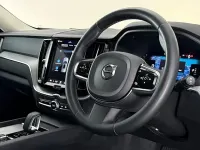 Used Volvo XC60 Plus 197 HP (144 kW) 2022 Blue SUV