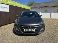 Begagnad Hyundai i30 SE 100 HK (73 kW) 2015 Grå Halvkombi