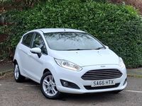 Used Ford Fiesta Zetec 100 HP (73 kW) 2016 White Hatchback
