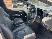 Used Toyota Corolla 140 HP (102 kW) 2023 Silver Hatchback