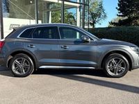 Begagnad Audi Q5 S-Line 204 HK (150 kW) 2023 Grå SUV