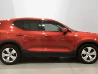Used Volvo XC40 Momentum 150 HP (110 kW) 2018 Red SUV