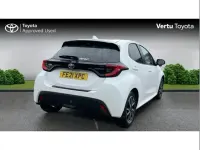Used Toyota Yaris Design 113 HP (83 kW) 2021 White Hatchback