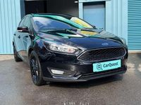 Usado Ford Focus Zetec 120 CV (88 kW) 2016 Negro Utilitario