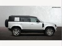 Usado Land Rover Defender SE Dynamic 296 HP (217 kW) 2024 Prateado SUV