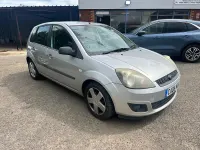 Used Ford Fiesta Zetec 80 HP (58 kW) 2006 Silver Hatchback