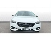 Used Vauxhall Insignia Design Edition 165 HP (121 kW) 2018 White Hatchback