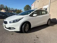 Używany Kia Ceed 2015 Biały Hatchback