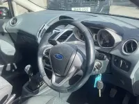 Używany Ford Fiesta Zetec 96 KM (70 kW) 2009 Srebrny Hatchback
