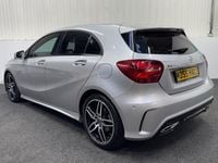 Used Mercedes A180 AMG Line Premium Plus 109 HP (80 kW) 2017 Silver Hatchback