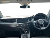 Begagnad Audi A1 2021 Vit SUV