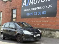 Used Ford Fiesta 79 HP (58 kW) 2004 Black Hatchback