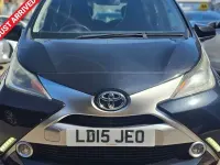 Używany Toyota Aygo X-clusiv 2015 Czarny Hatchback