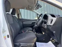 Used Toyota Yaris 90 HP (66 kW) 2014 White Hatchback