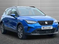 Used Seat Arona SE Technology 110 HP (80 kW) 2023 Sapphire blue with black roof SUV