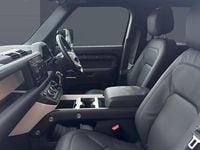 Used Land Rover Defender HSE Dynamic 249 HP (183 kW) 2025 Estate