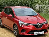 Used Renault Clio Evolution 90 HP (66 kW) 2023 Flame red Hatchback