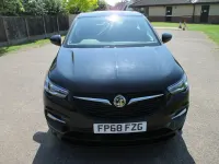 Second-hand Vauxhall Grandland X S 130 CP (95 kW) 2018 Negru SUV