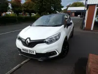Używany Renault Captur Iconic 90 KM (66 kW) 2018 Biały SUV
