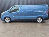 Used Renault Trafic 2019 Blue MPV