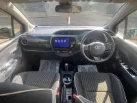 Used Toyota Yaris Design 100 HP (73 kW) 2017 Orange Hatchback