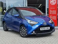 Used Toyota Aygo X-clusiv 72 HP (52 kW) 2018 Blue Hatchback