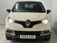 Used Renault Captur Dynamique 90 HP (66 kW) 2016 White SUV
