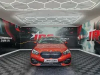 Begagnad BMW 116 Sport Line 2023 Orange Halvkombi