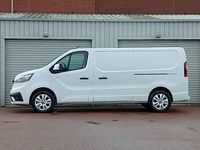 New Renault Trafic 2025 Solid  glacier white MPV