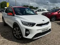 Used Kia Stonic 120 HP (88 kW) 2019 White SUV