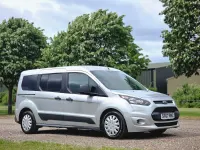 Used Ford Tourneo Connect Zetec 120 HP (88 kW) 2017 Silver MPV