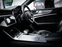 Used Audi A7 Sportback S-Line 231 HP (169 kW) 2019 White Hatchback