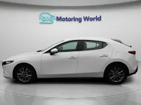 Used Mazda 3 122 HP (89 kW) 2022 White Hatchback