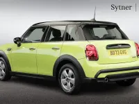 Used Mini Cooper Classic 134 HP (98 kW) 2023 Yellow Hatchback