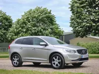 Used Volvo XC60 SE Lux 181 HP (133 kW) 2015 Gold SUV