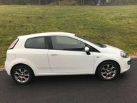Used Fiat Punto S 77 HP (56 kW) 2010 White Hatchback