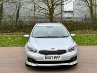 Używany Kia Ceed 2024 Srebrny Hatchback