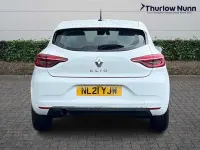 Used Renault Clio Play 101 HP (74 kW) 2020 White Hatchback