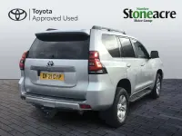Usado Toyota Land Cruiser Active 204 CV (150 kW) 2021 Plateado Van