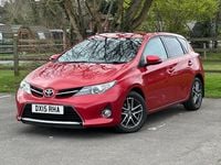 Used Toyota Auris Plus 2015 Red Hatchback