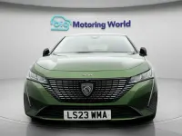 Used Peugeot 308 Allure Premium 131 HP (96 kW) 2023 Green Hatchback