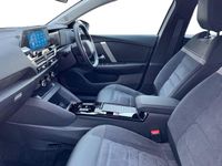 Used Citroën e-C4 100 kW (136 HP) 2024 Okenite white Hatchback