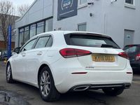 Used Mercedes A180 116 HP (85 kW) 2019 White Hatchback