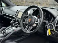 Used Porsche Cayenne 262 HP (192 kW) 2015 White SUV