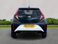 Used Toyota Aygo X 72 HP (52 kW) 2025 White SUV