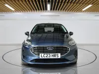 Używany Ford Fiesta Titanium 100 KM (73 kW) 2023 Niebieski Hatchback