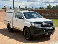 Used Toyota HiLux Active 150 HP (110 kW) 2020 White Pickup