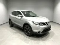 Used Nissan Qashqai N-Connecta 110 HP (80 kW) 2017 Silver SUV