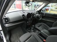 Used Mini Cooper Countryman 134 HP (98 kW) 2018 White SUV